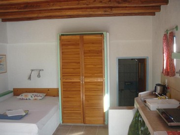 Milos Zimmer 4